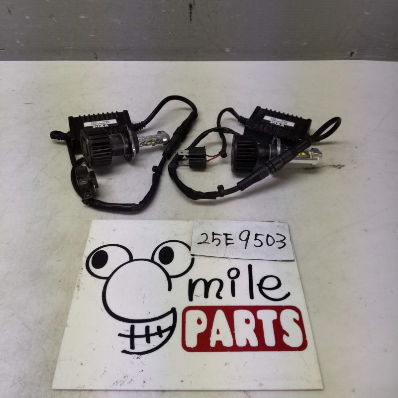 MG22S/MF22S モコ 社外 H4 LEDバルブ(PIAA) 1D5-16-6/25E9503*同梱不可拍卖