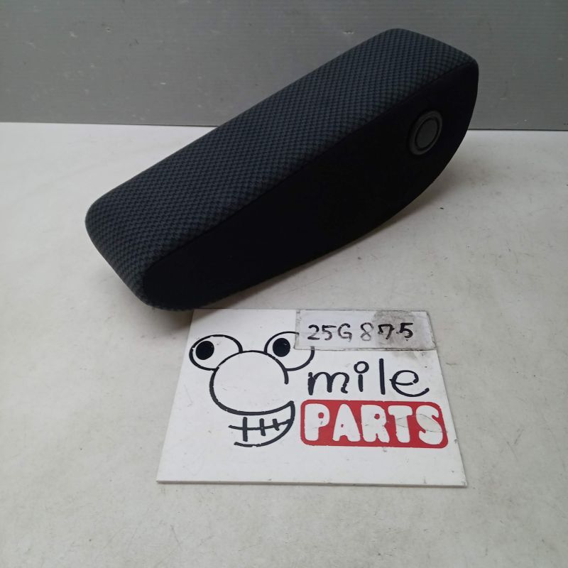 JG1/JG2 N-ONE 純正 フロントアームレスト 2Z6-14-1/25G875*同梱不可拍卖