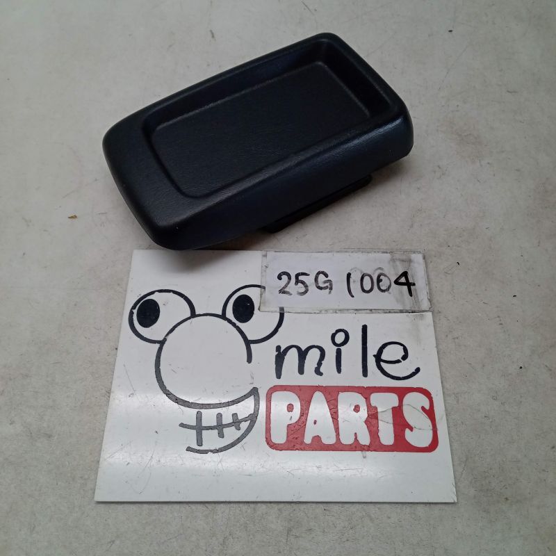 TSS11 コンフォート 純正 コンソール蓋 2Z2-19-2/25G1005*同梱不可拍卖