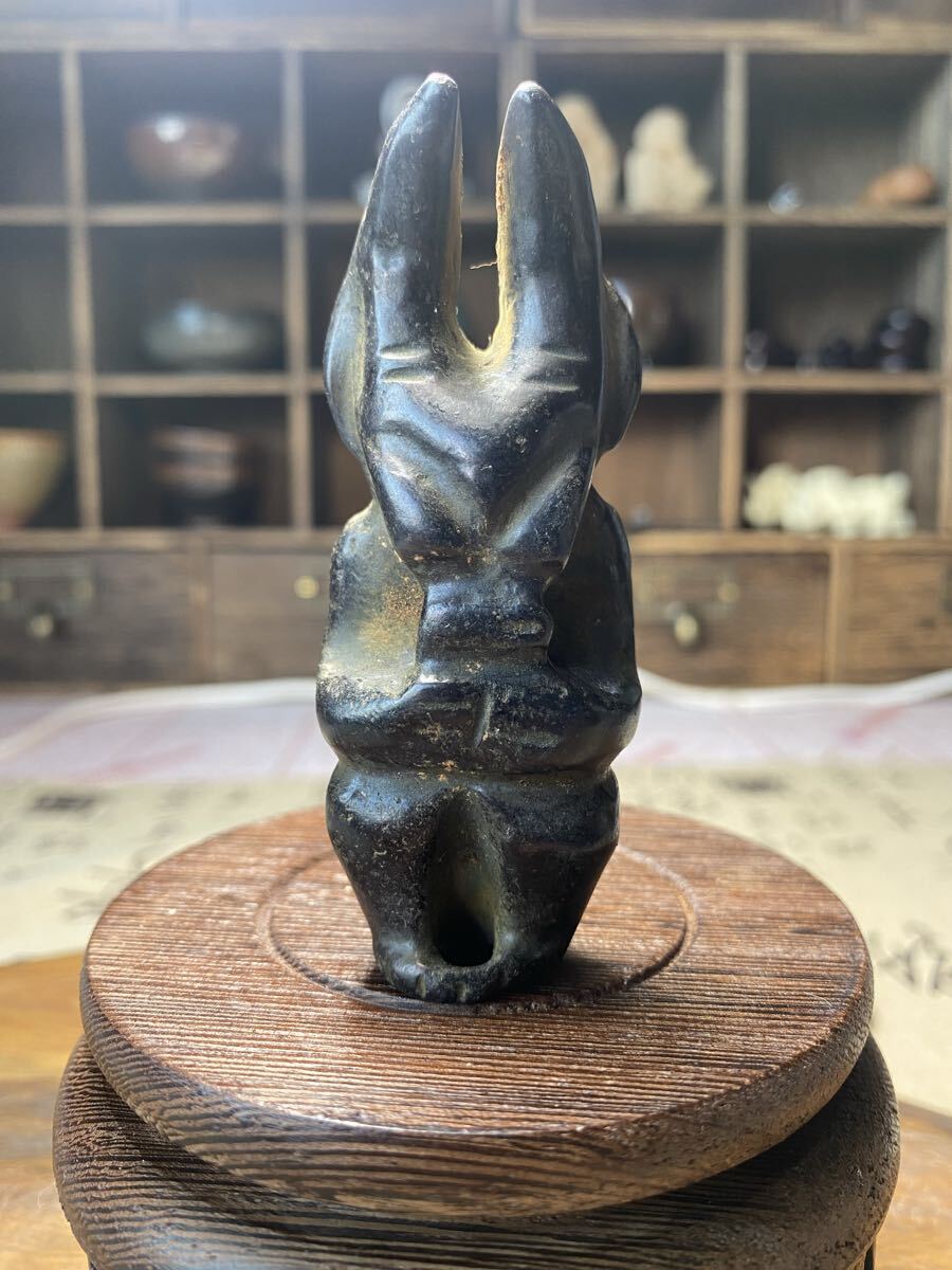 送料無料 遼西紅山文化 古玉細工 太陽神 紅山文化 置物 彫刻 古美術 黒曜石 置物拍卖