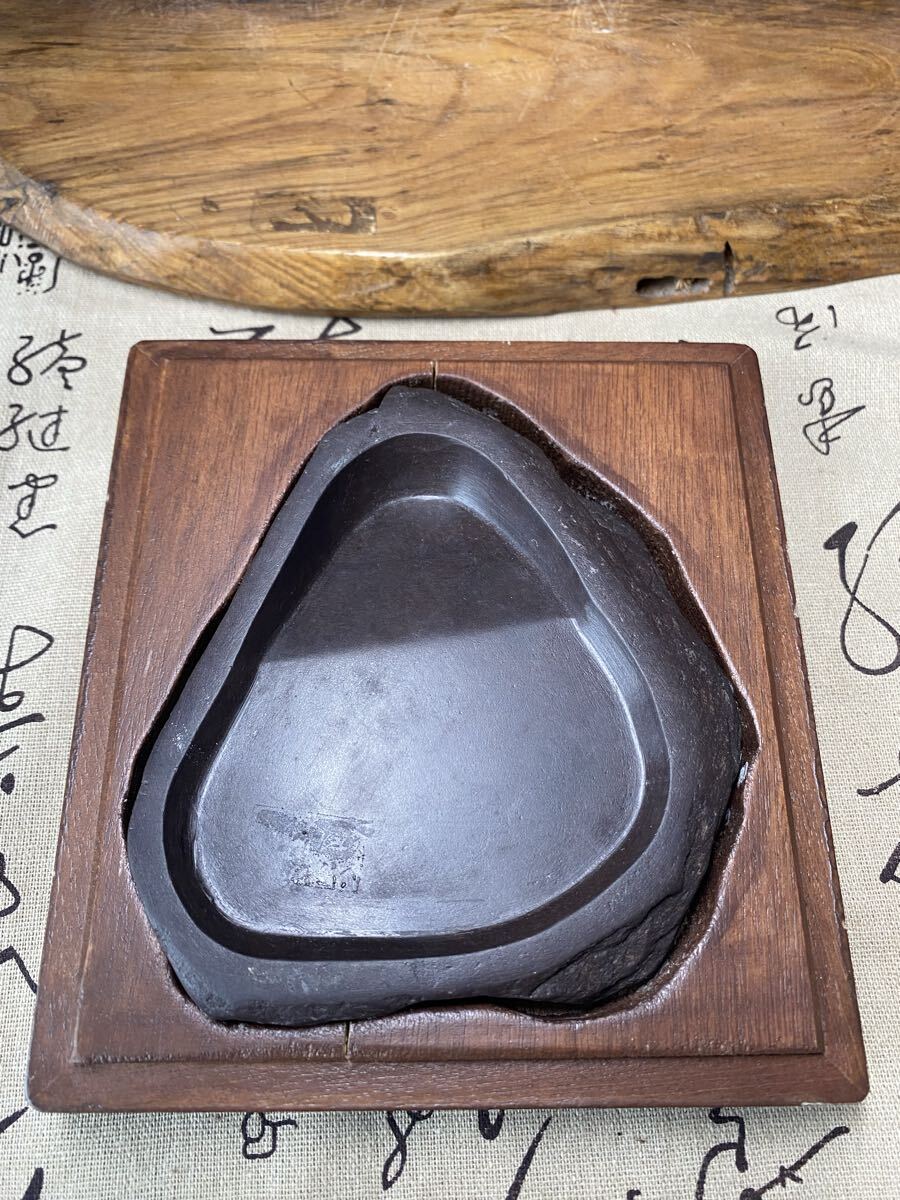送料無料 中国美術 古美術 書道具 端渓硯 硯 唐木付 古玩 真作 唐物 古硯拍卖