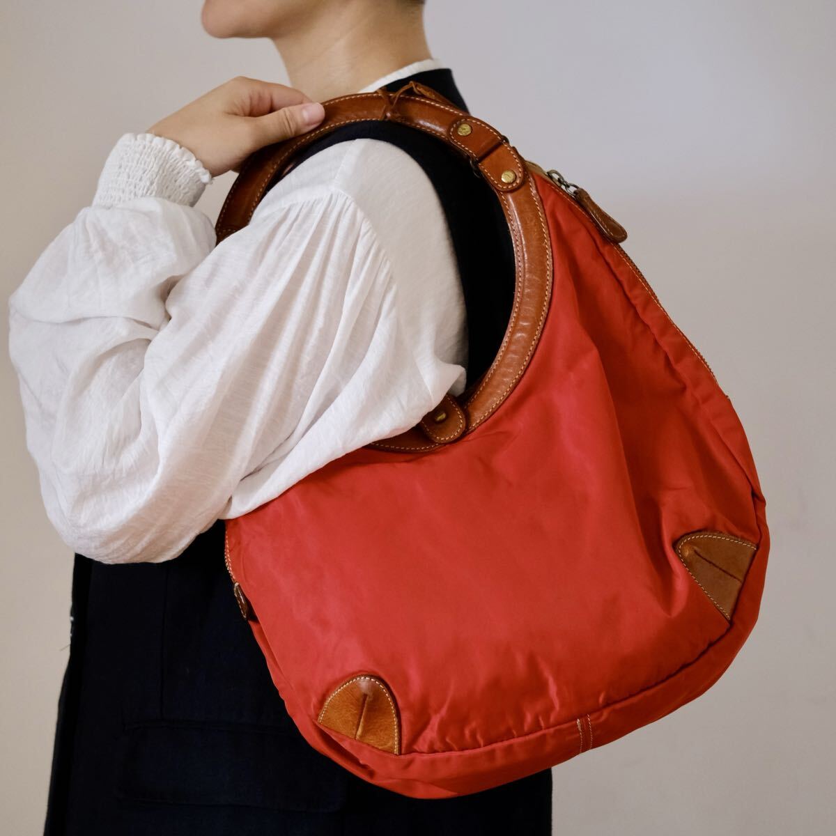 Felisiフェリージショルダーバッグ9333赤拍卖