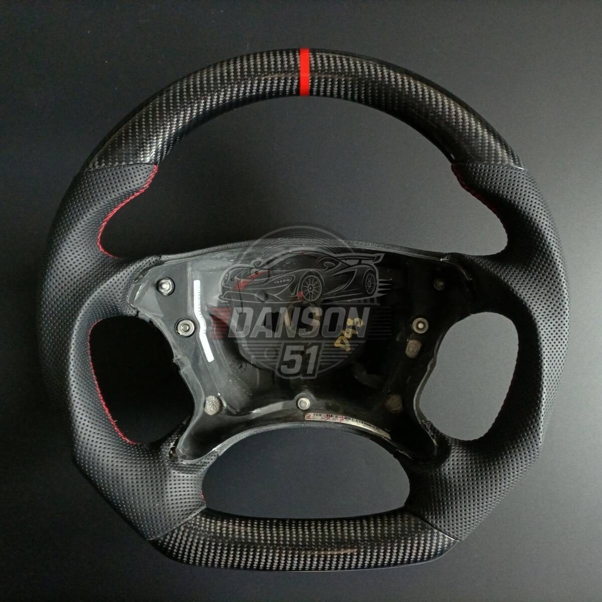 送料無料 リアルカーボン・パンチングレザー製 ベンツ R230 W211 W209 W463 W219  ステアリング1本拍卖