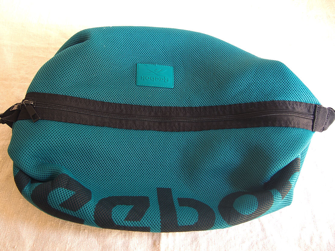 リーボック Reebok Imagiro トレーニング 4-in-1 バッグ クロスボディバッグ 欧州購入 中古 /K267拍卖