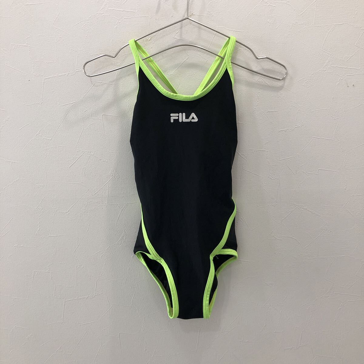 MZ76 フィラ 水着 スイムウェア ブラック クリーニング済み ジュニア 140拍卖