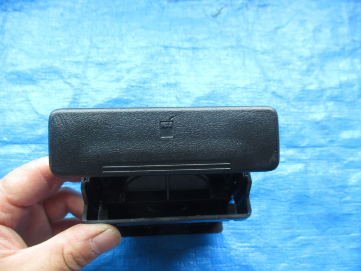 10.2-6 ワゴンR MH21S MH22S ドリンクホルダー カップホルダー ラパン HE21S MF21S ジムニー JB23W 送料600円拍卖