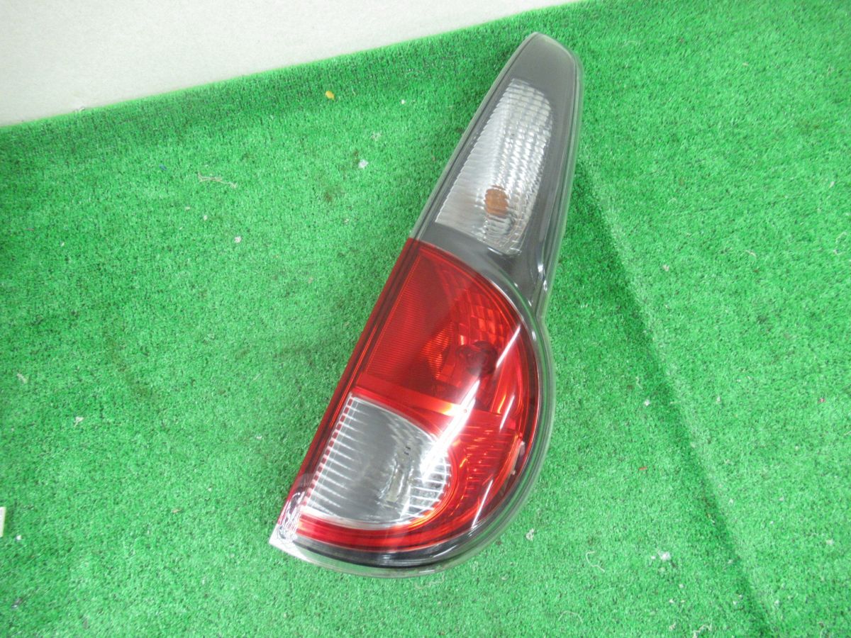 KZ3 MF33S MRワゴン テールライト 右 テールランプ MG33S モコ KOITO 220-59233拍卖