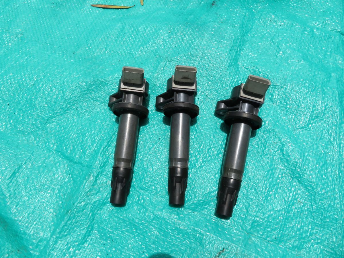 A.01 ハイゼットカーゴ S321V S331V イグニッションコイル 送料600円 ★ L375S L675S S321W S331W 検索:19500-B1010 B2040拍卖