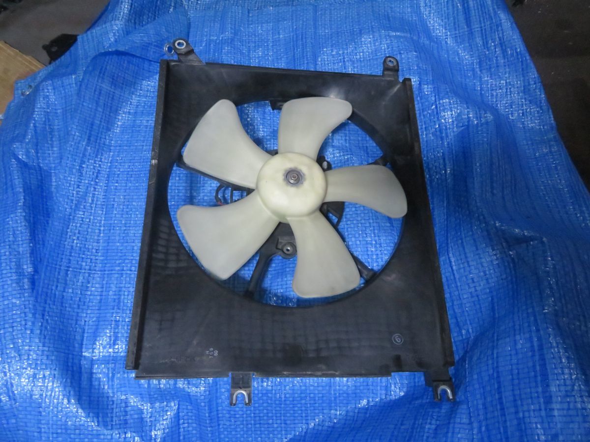 ふ-01 エッセ L235S ラジエーターファン ラジエター電動ファン ★ ダイハツ純正拍卖
