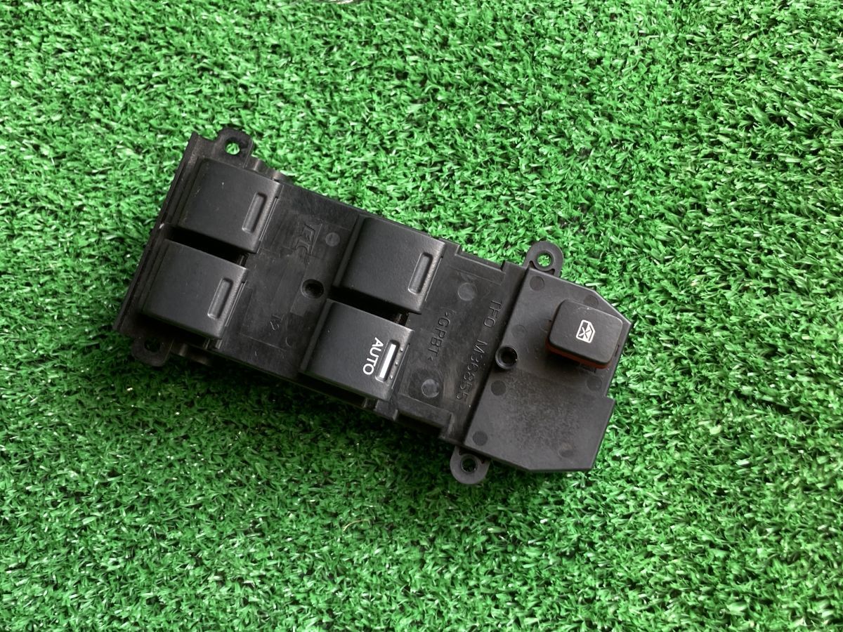 02 フィット GE8 GE9 パワーウインドウスイッチ パワーウインドスイッチ 送料600円 拍卖