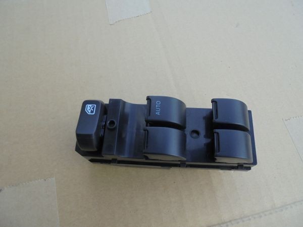 MRワゴン MF22S モコ MG22S 純正 パワーウインドスイッチ パワーウインドウスイッチ 16ピン 送料600円拍卖