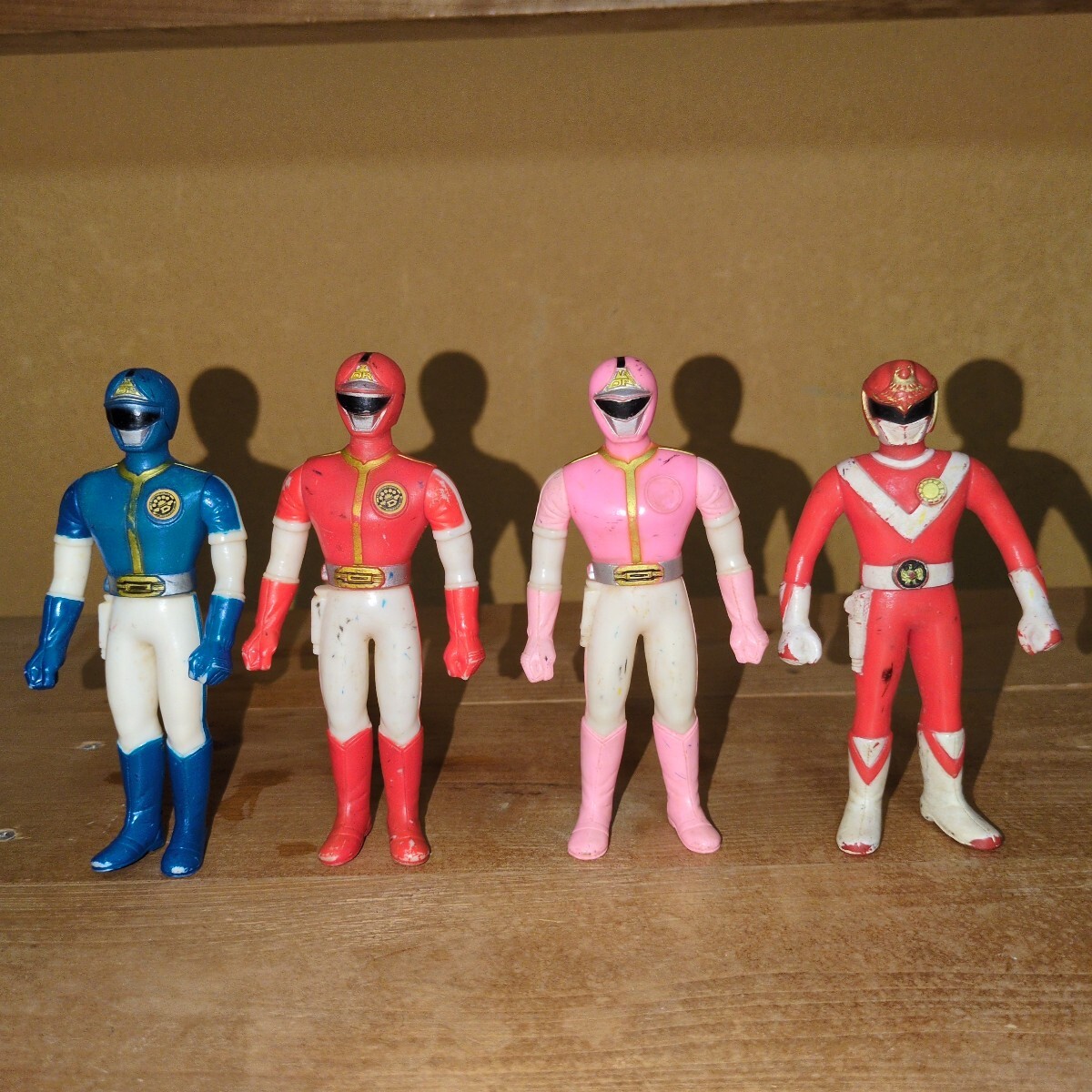 科学戦隊ダイナマン レッド ブルー ピンク 太陽戦隊サンバルカン バルイーグル 4体セット拍卖