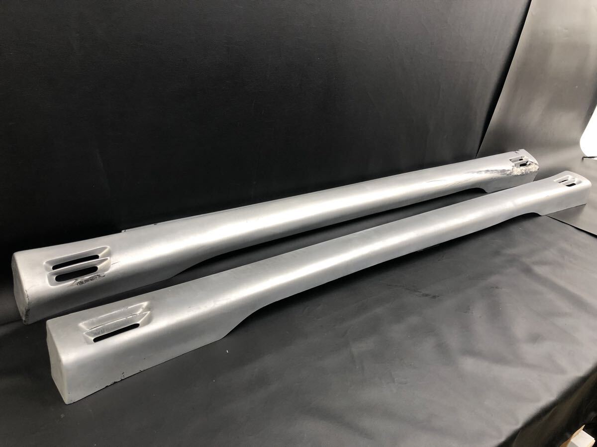管L251004-0107 17 クラウン 社外 FRP サイドステップ サイドスカート 左右 外装 シルバー 1CO アスリート JZS GS 171 173 175 179 (10k)拍卖