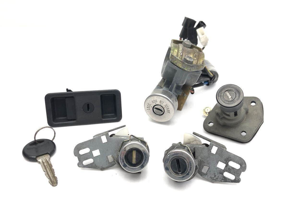 管L250724-0197 FC3S FC3C RX-7 純正 キーセット イグニッション ドア シリンダー 鍵 (検 RX7 サバンナ アンフィニ 13B カブリオレ (6)拍卖