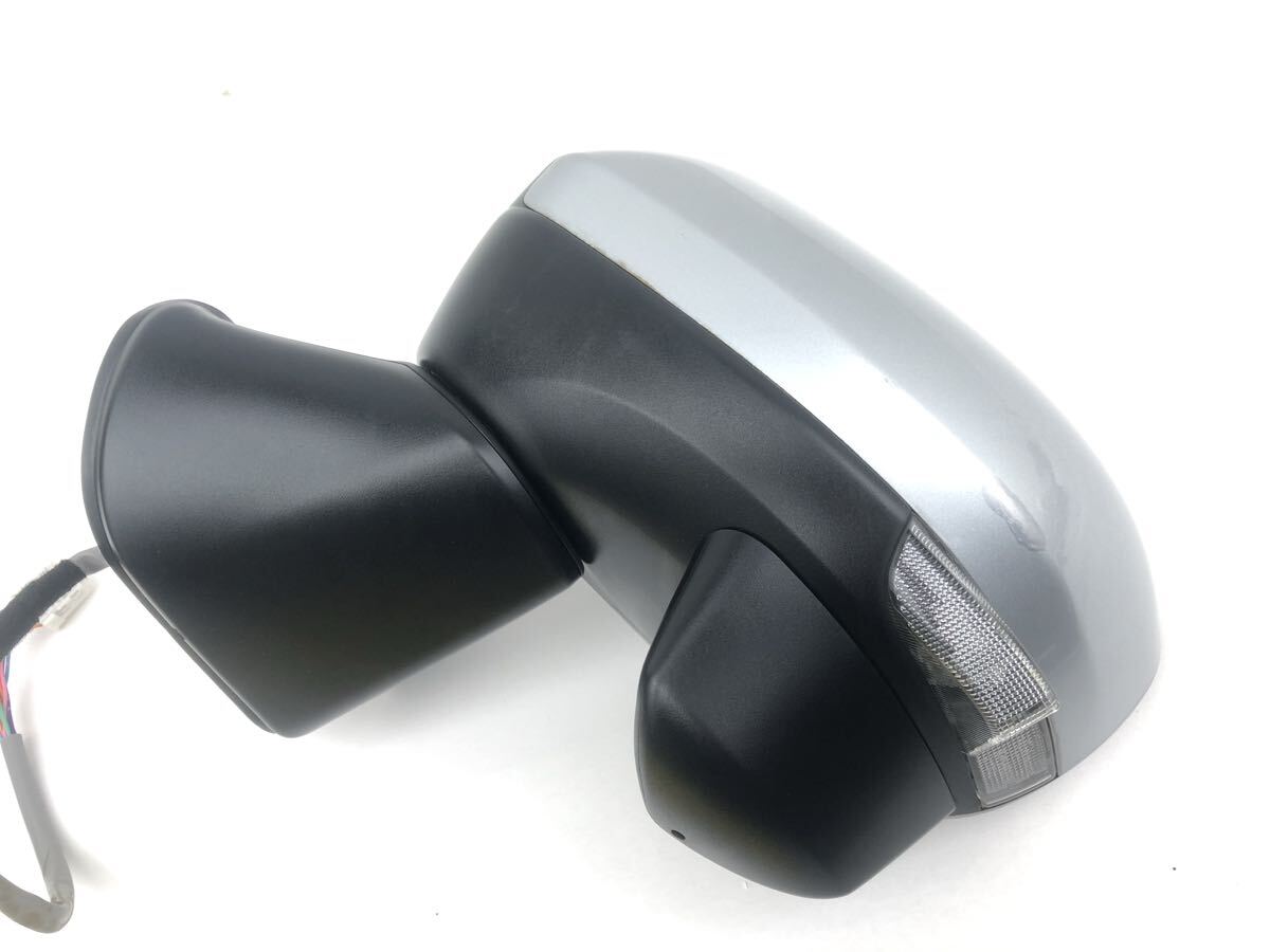 管w251017-0108 M900A ルーミー 左 ドアミラー サイドミラー 9P S28 シルバー 動作品 ROOMY (検 M900S M900F タンク トール ジャスティ(10)拍卖