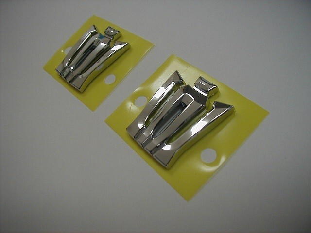 トヨタ純正 ピラーエンブレム クラウン 220系・20系拍卖