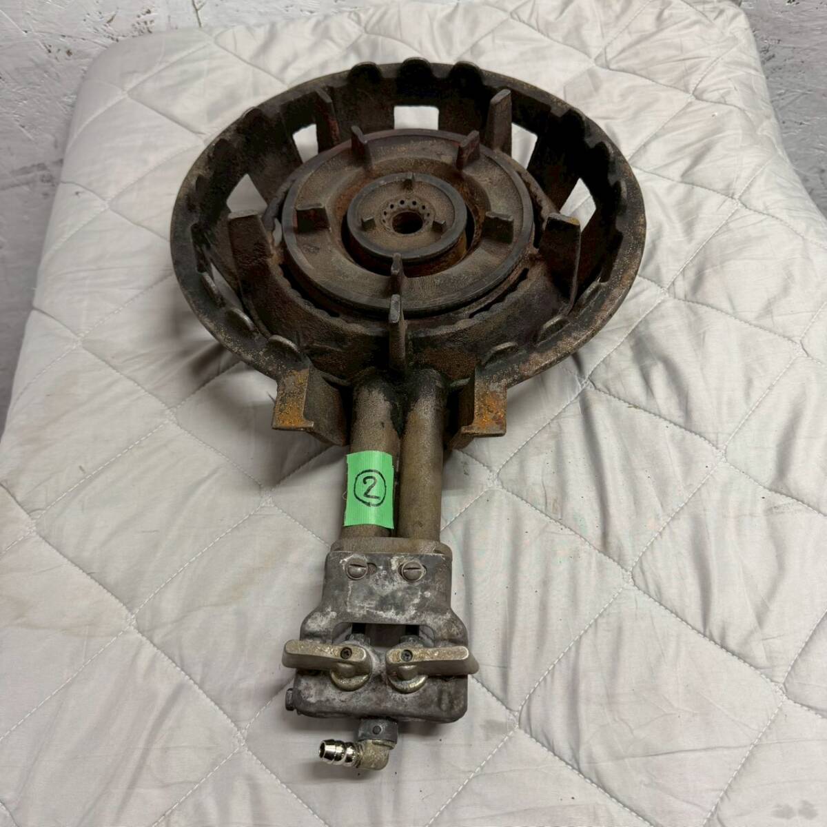 鋳物コンロ LPガス 厨房 厨房機器 店舗 店舗用品 五徳 業務用 ガスコンロ 調理器具 飲食店 ② A0687拍卖