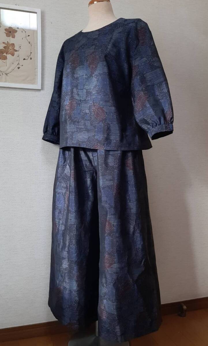 【送料無料】着物リメイク 大島紬 ハンドメイド 1点物  軽い セットアップ  ブラウス ロングワイドパンツ ゆったり ふっくら袖拍卖