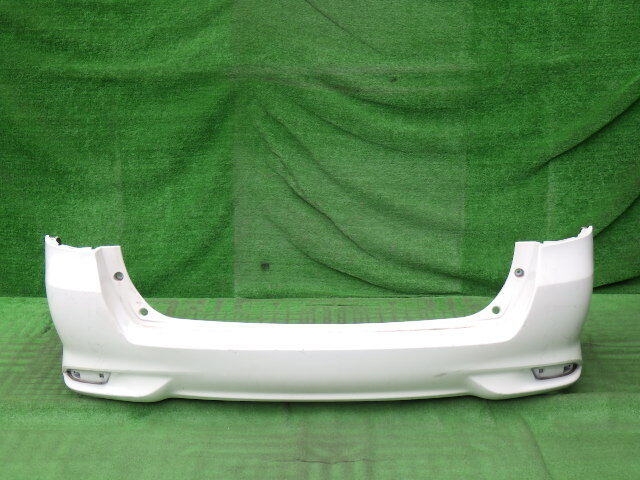 NRE161G NZE161G NZE164G ZRE162G NKE165G 後期 16 カローラフィールダー 純正リアバンパー リヤバンパー 16 白 52159-13300拍卖