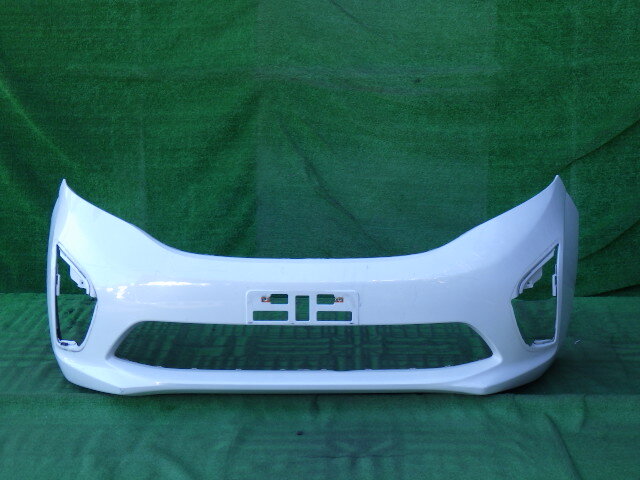 RP1 RP2 ステップワゴン 純正フロントバンパー 白 パール 71101-TAA-0000拍卖