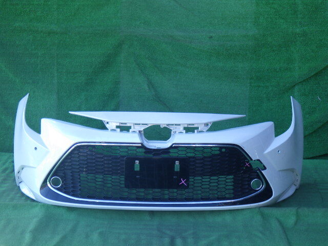 NRE210 ZRE212 ZWE211 ZWE214 カローラ 純正フロントバンパー おまけ ロアグリル付 白 パール 52119-12G70 拍卖