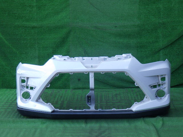 A200A A210A ライズ 純正フロントバンパー 白 パール 52119-B1410 下部付拍卖
