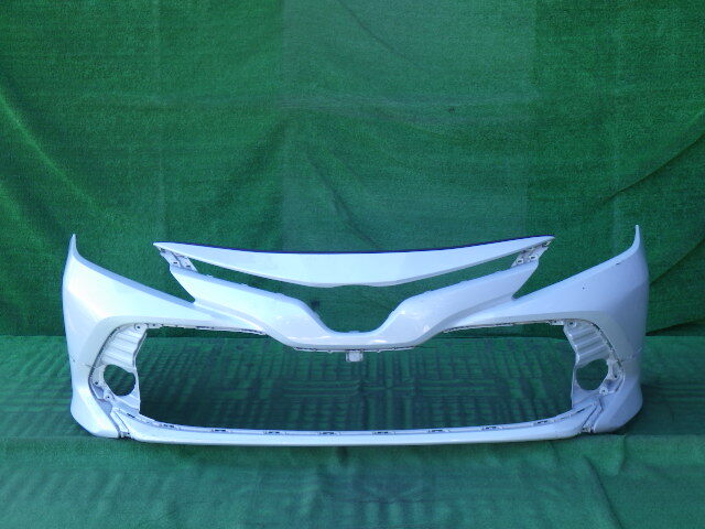 AXVH70 AXVH75 カムリ 純正フロントバンパー 白 パール 52119-33A50拍卖