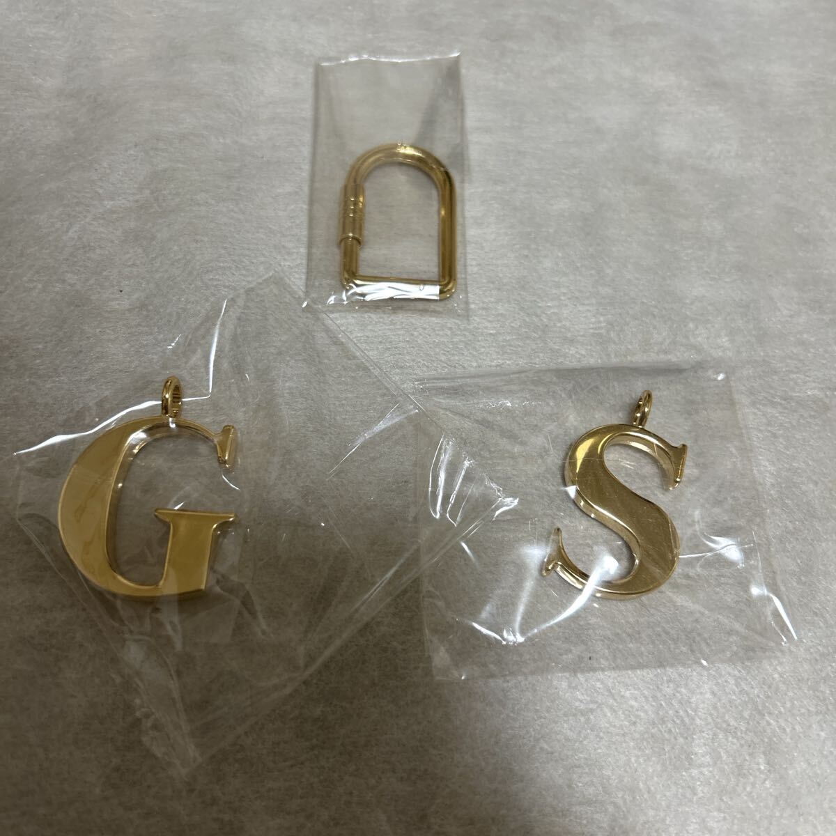 サマンサタバサ イニシャルキーホルダー GとS セット拍卖