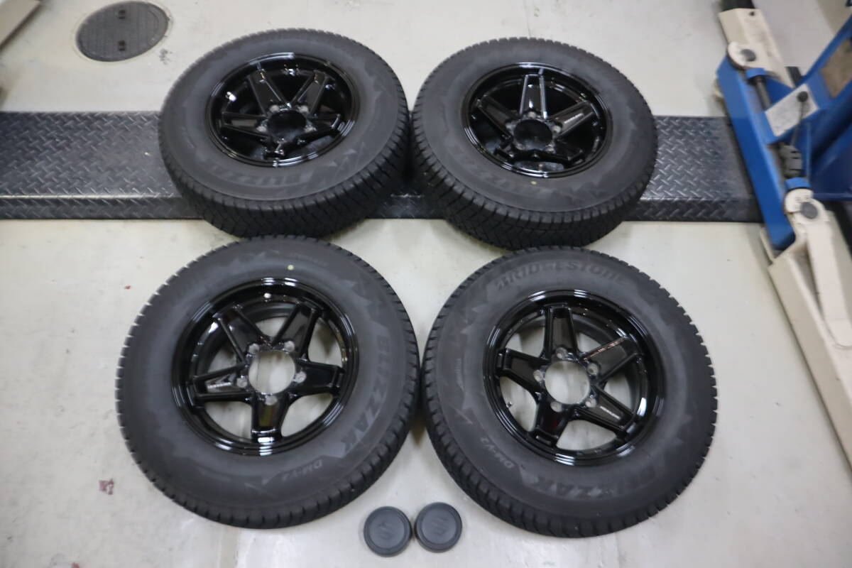 ☆美品☆バリ溝☆ジムニーシエラ用 195/80R15 アルミホイール&スタッドレスタイヤセット☆ブリザック DM-V2 2020年製 25-⑥拍卖