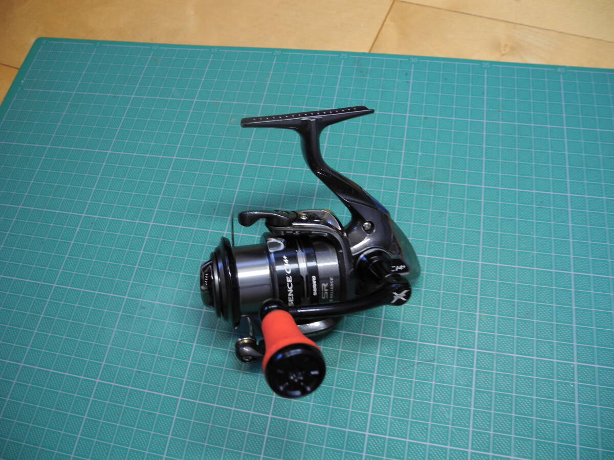 エクスセンス Ci4 C3000HGM エッジを削ってあります ラインが引っかかることはありませんでした ノブは変更 回転はスムーズです拍卖