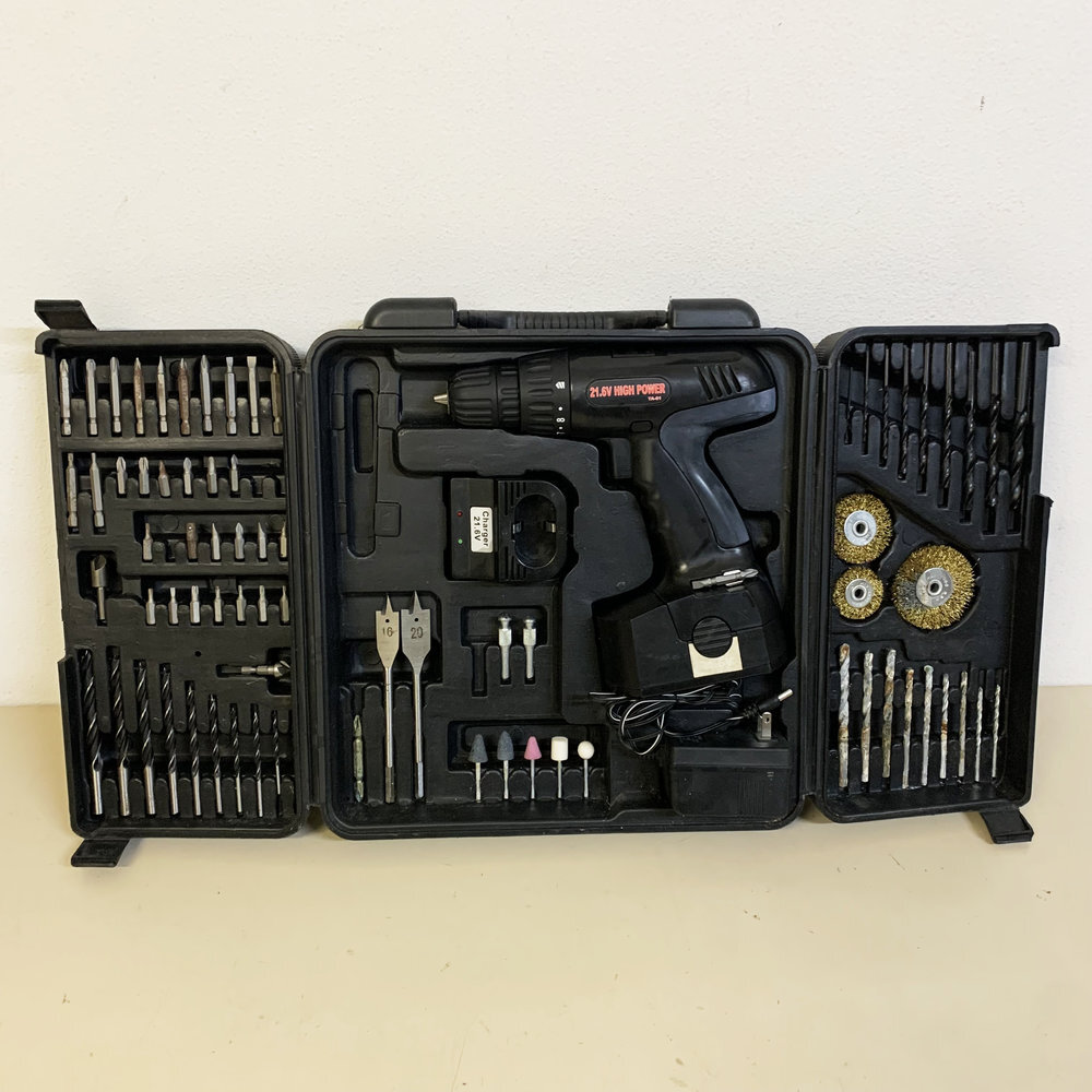 充電、動作確認済み 充電式 電動ドライバーセット ケース付き コードレス ドリルセット 家庭用 工具セット【4872拍卖