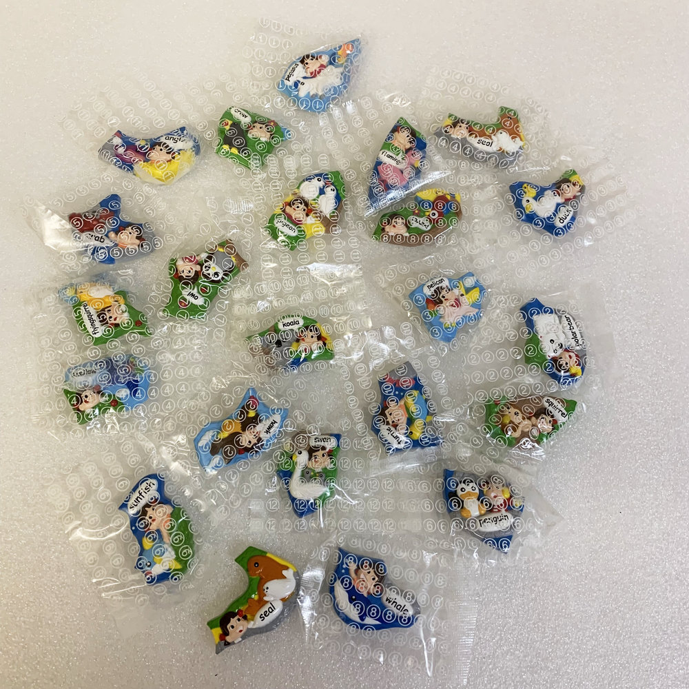 未開封あり ペコちゃん 集めてマグネット 動物のアルファベットマグネット 不二家 マスコットキャラクター【4889拍卖