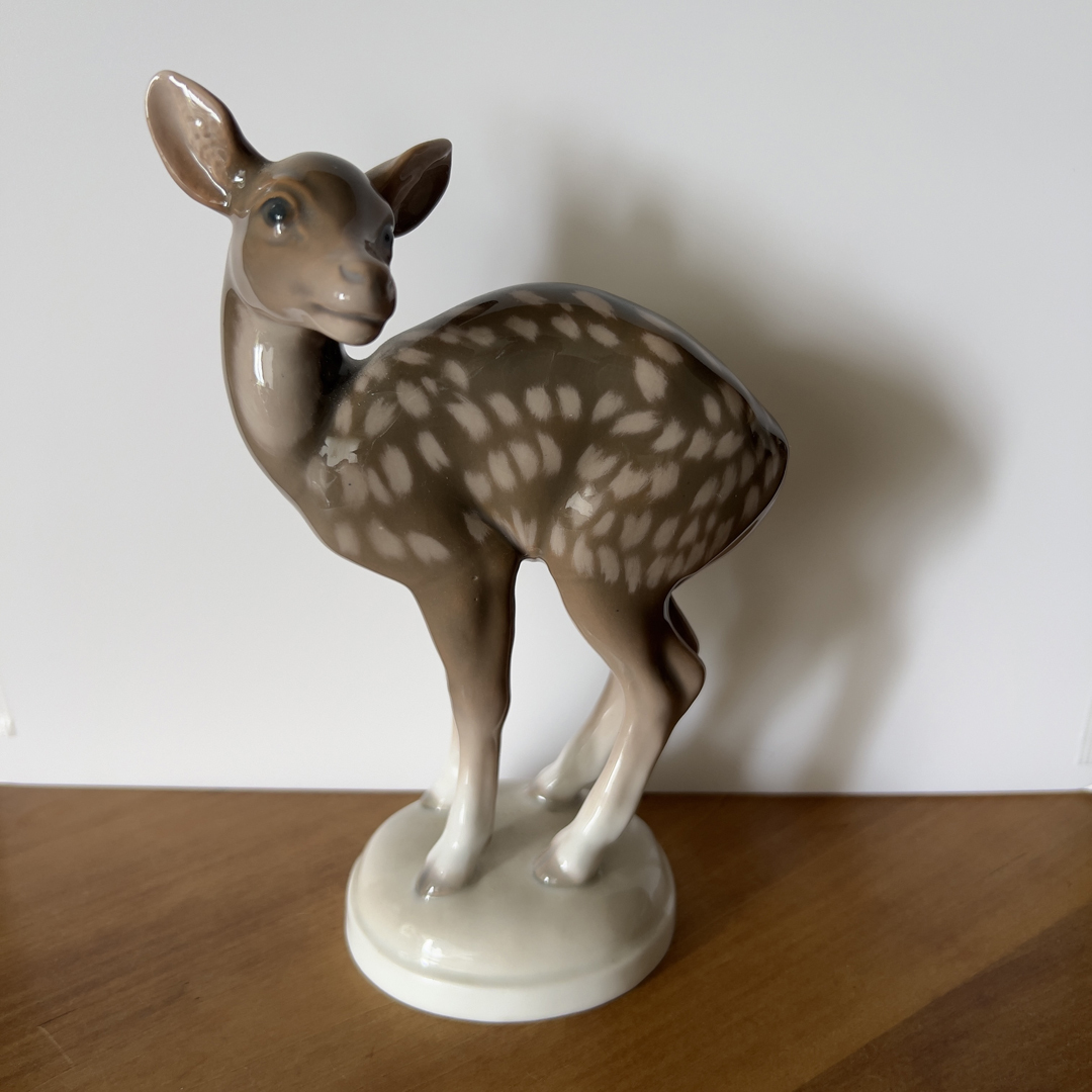 B&G ビングオーグレンダール フィギュリン 子鹿 バンビ デンマークヴィンテージ 北欧雑貨 動物 置物 ロイヤルコペンハーゲン 1929拍卖