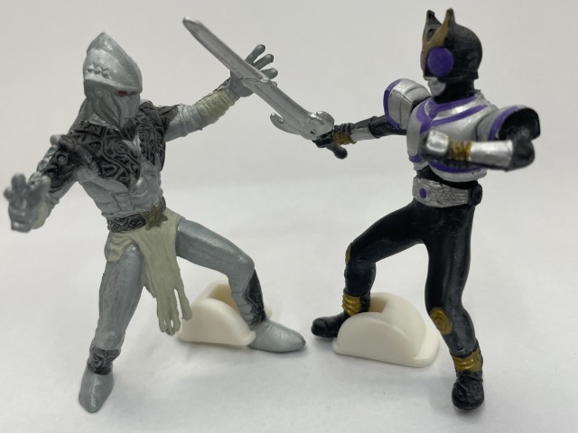 ■★バンダイ 仮面ライダーバトル2 003 仮面ライダークウガタイタンフォームVSメ・ギイガ・ギ拍卖