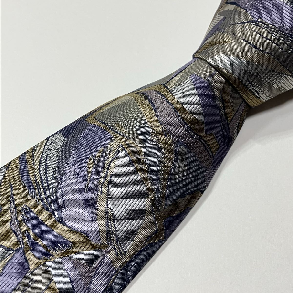 ヴィンテージ アート ジャガード シルク ネクタイ 国産品 古着 パープル グレー ゴールド グレージュ 619-7拍卖