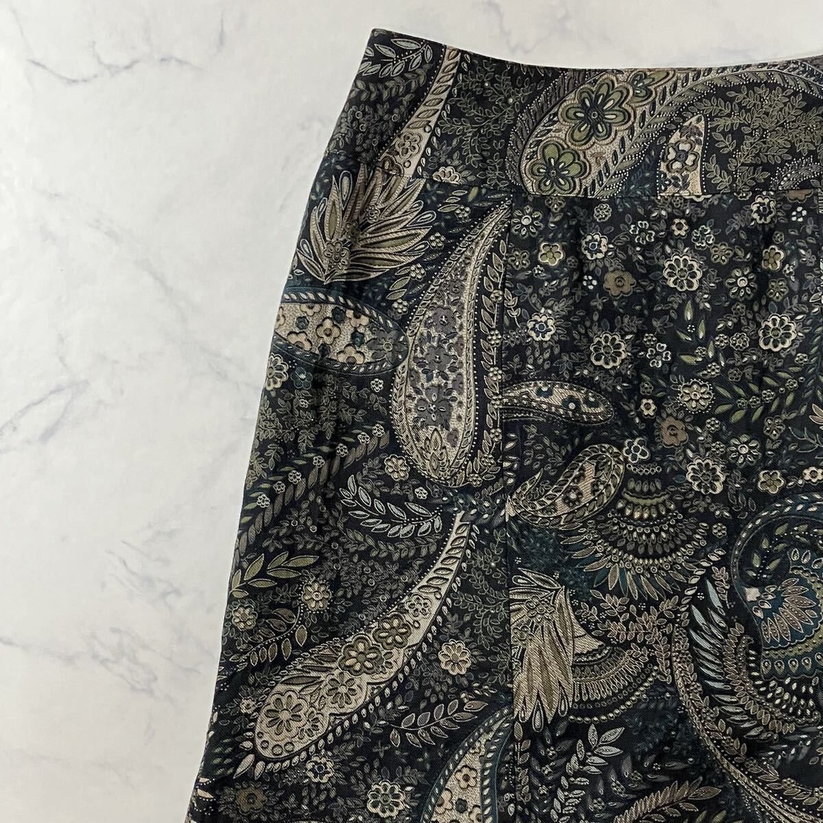 美品 Chatoyer ペイズリー 裏地付き ジップ ひざ丈 スカート ブラック 9拍卖