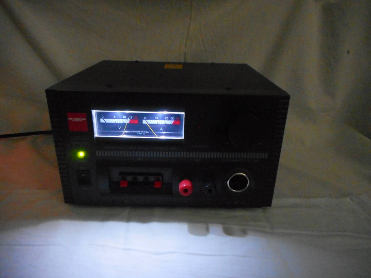 「完動品」 ダイアモンド GSV-3000 トランス式安定化電源 MAX:34A (697)拍卖