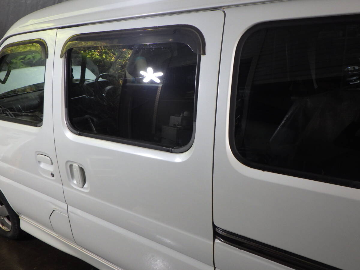 関00029 即決! DA62W エブリイ Z7T パール 左スライドドア 左リアドア 現車 部品取り車拍卖