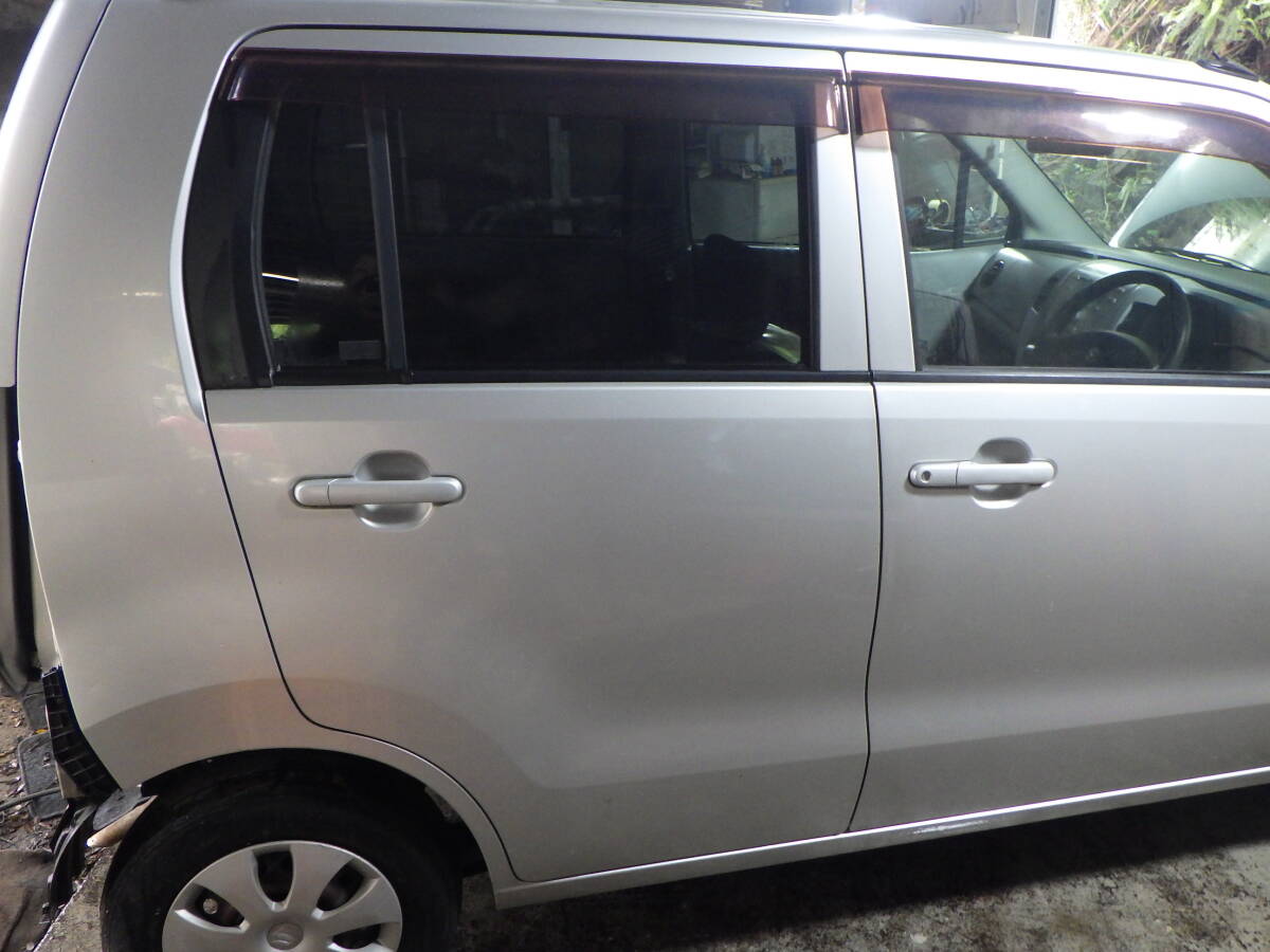 関00043 即決! MH23S ワゴンR Z2S シルバー 右リアドア 現車 部品取り車拍卖