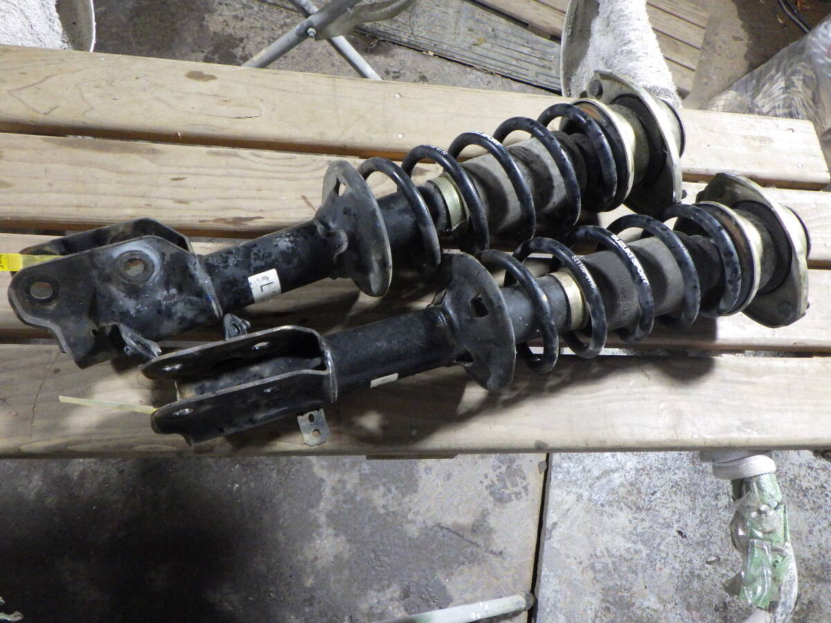桜10下 即決! MH21S ワゴンR ストラット ショック スズキスポーツスプリング拍卖