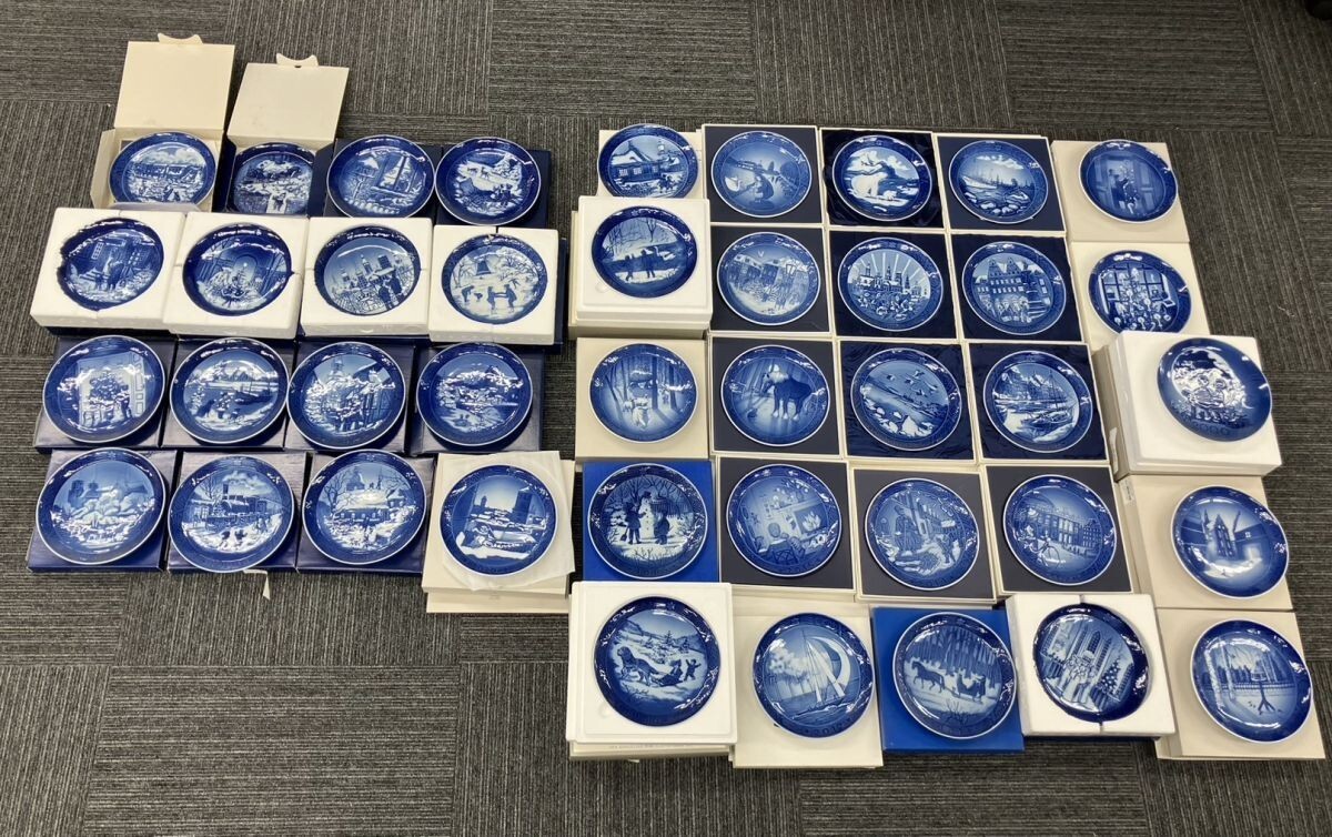 C708-I65-1006 ROYAL COPENHAGEN ロイヤルコペンハーゲン イヤープレート 41枚セット 食器 まとめ売り IL拍卖