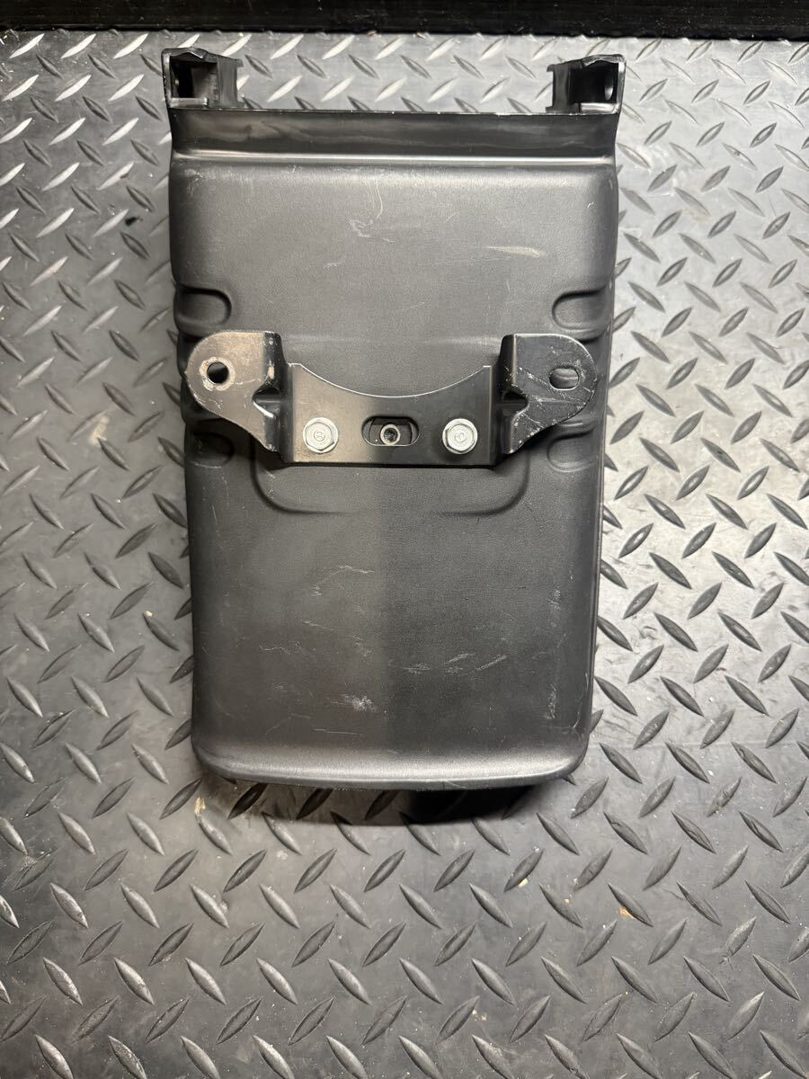 CBX400F リアフェンダー(250911)拍卖