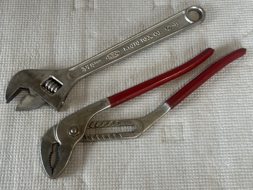KTC(KYOTO TOOL) モンキレンチ 375mm + ウォーターポンププライヤー 400mm【USED】拍卖