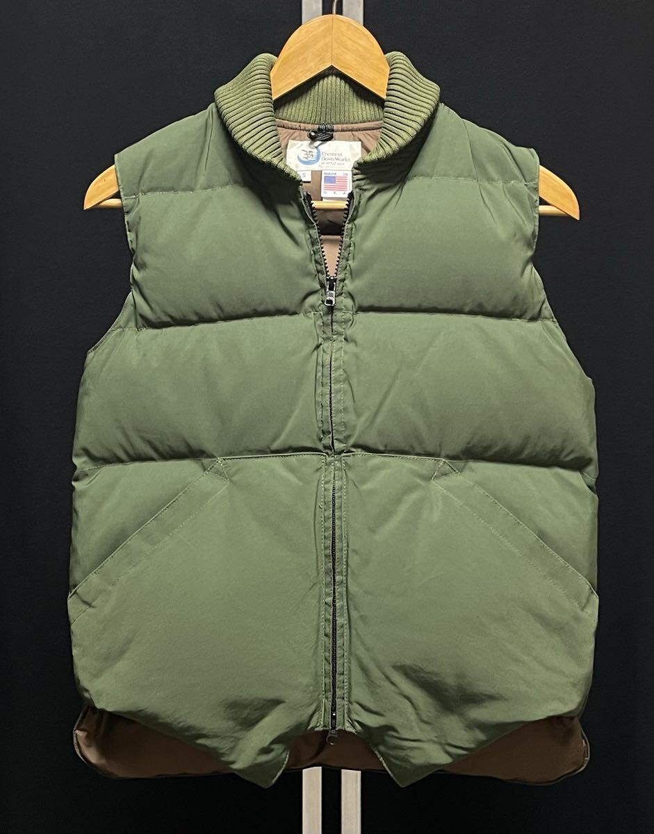 新品入手困難MENS - CRESCENT DOWN WORKS ダウンベスト拍卖