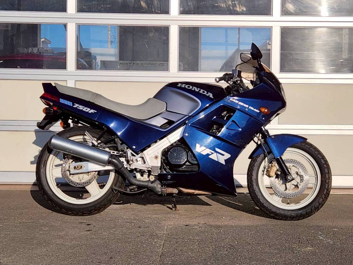 旭川発☆最落なし!バイク!ホンダ VFR750F!RC24!1986年モデル!走行4千キロ台!通電OK!現状!売切!直接引取のみ☆拍卖