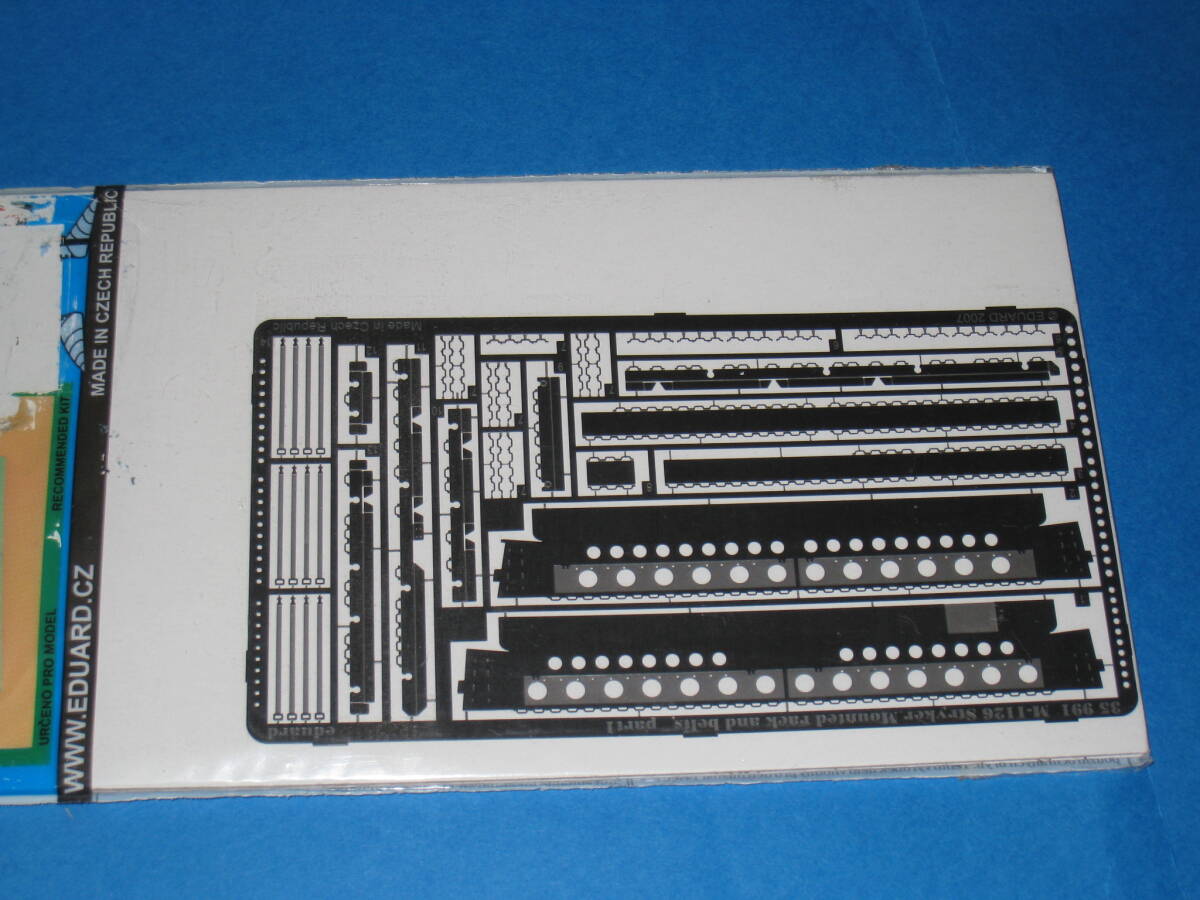 エデュアルド 1/35 アメリカ軍 M1126 Stryker ICV ストライカー マウントラック ベルト エッチングパーツ トランペッター 用 Eduard 35991 拍卖