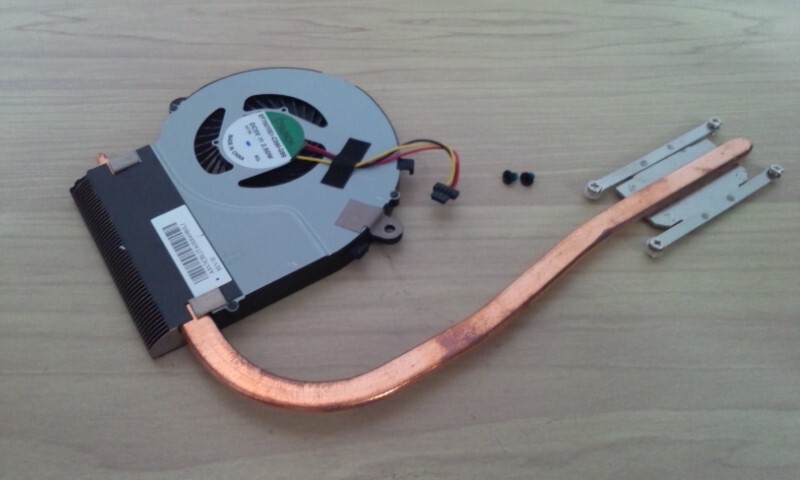 〇【中古・動作確認済み品】TOSHIBA dynabook T45/NW CPU冷却ファン・ヒートシンク付き ①拍卖