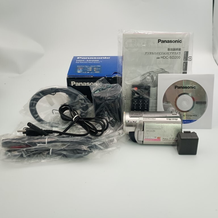 Panasonic FULL HD HDC-SD200 シルバー デジタルビデオカメラ 〇拍卖