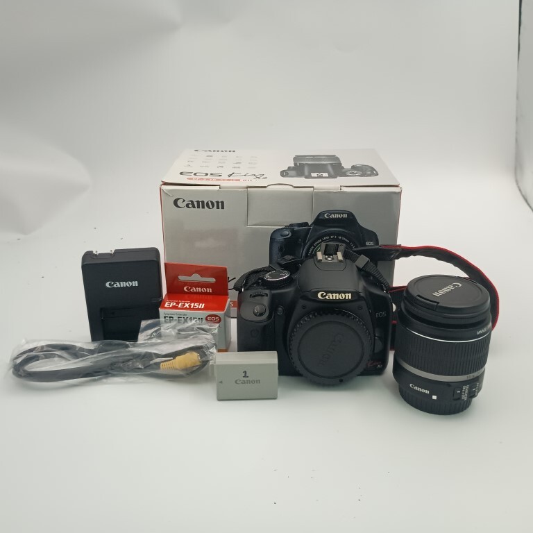 Canon EOS Kiss X2 EF-S 18-55 IS Kit デジタル一眼レフカメラ拍卖