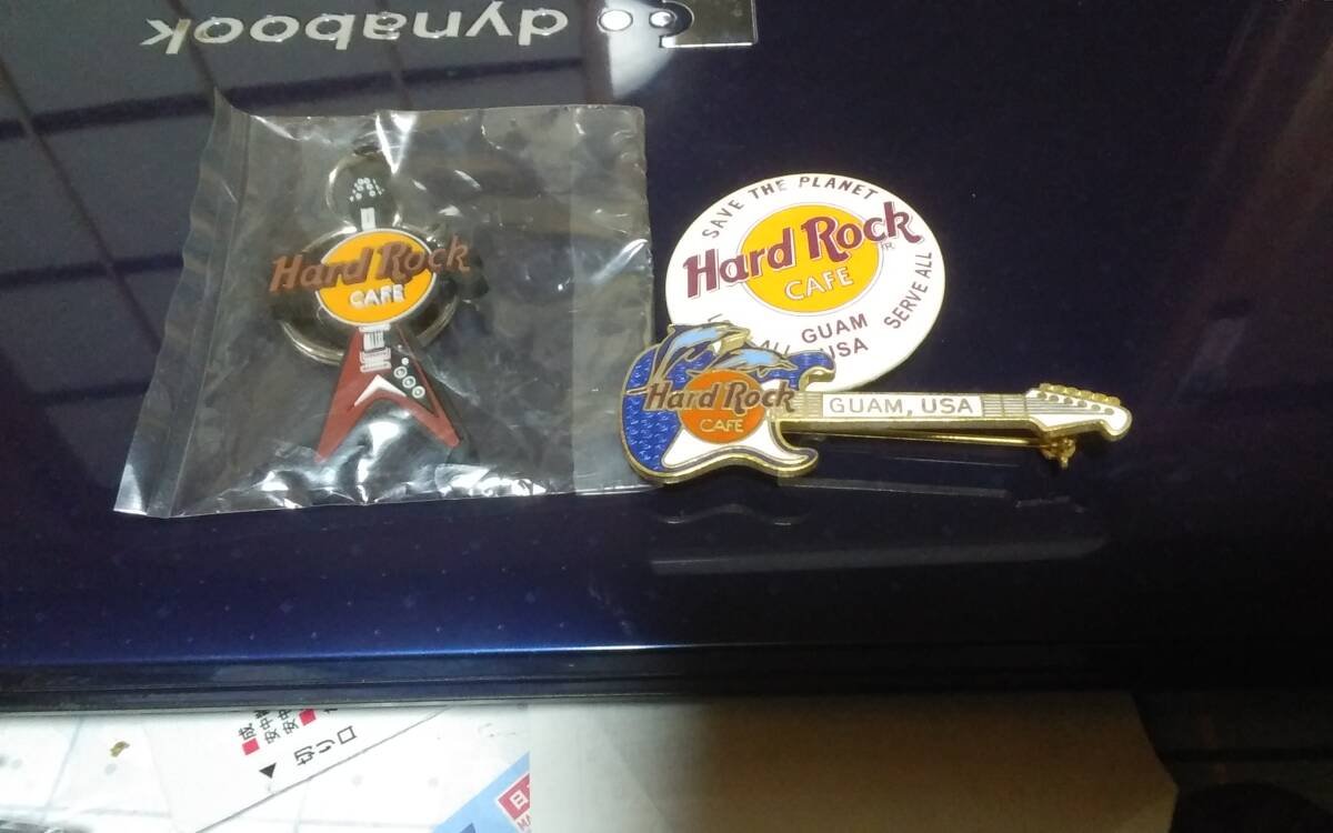 Hard Rock CAFE GUAM USA 【ピンバッジ】 & 【缶バッジ】 & 【ラバー製キーホルダー】 未開封 3点拍卖